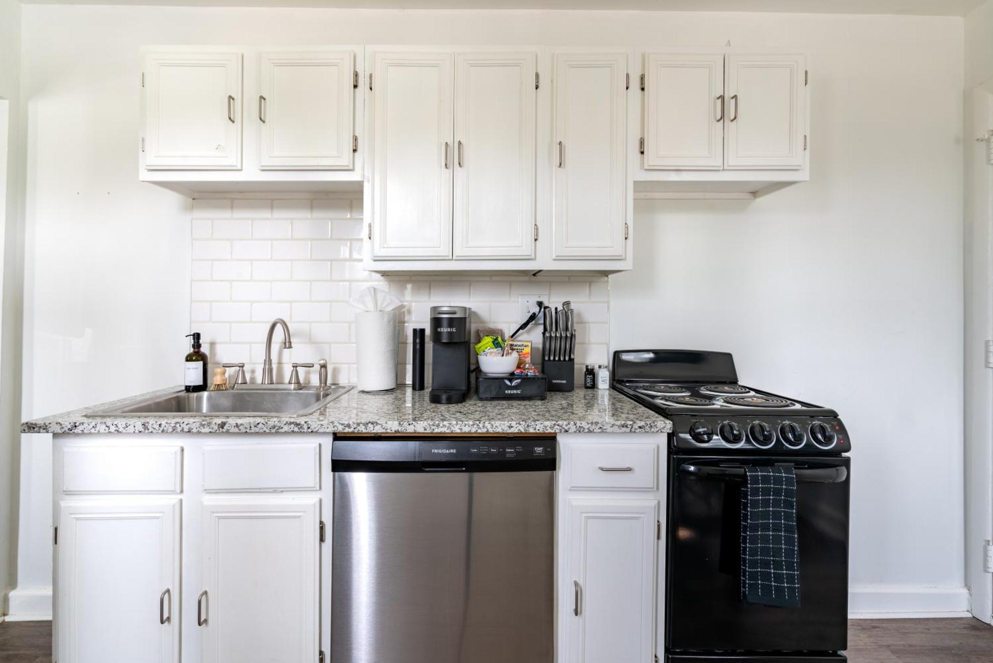 Short North Convention Private Parking Pets Apartment Кълъмбъс Екстериор снимка