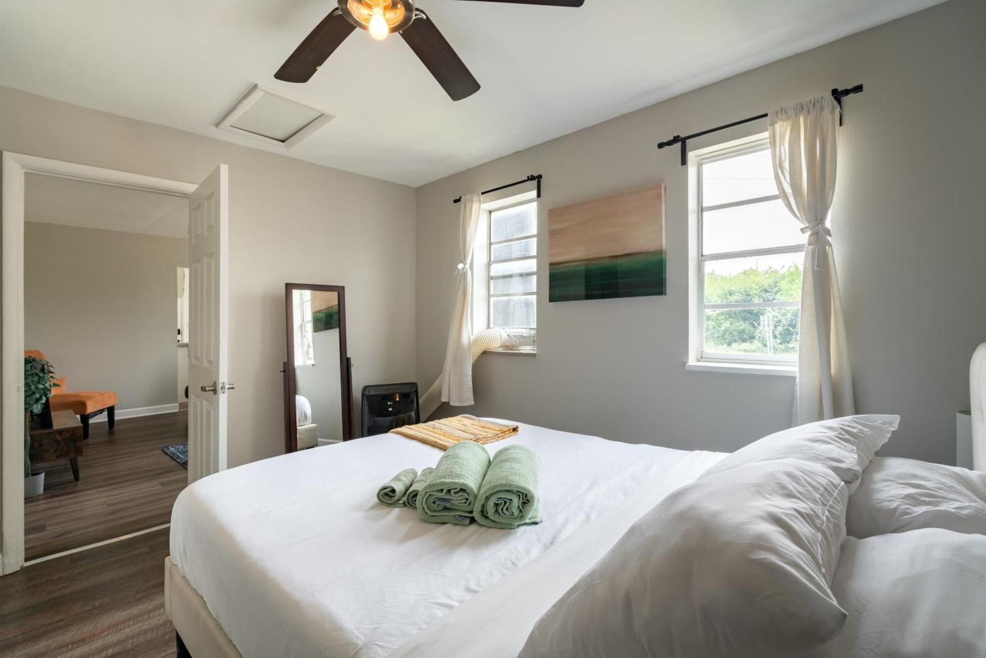 Short North Convention Private Parking Pets Apartment Кълъмбъс Екстериор снимка