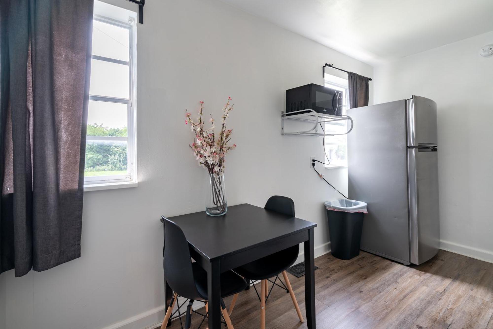 Short North Convention Private Parking Pets Apartment Кълъмбъс Екстериор снимка